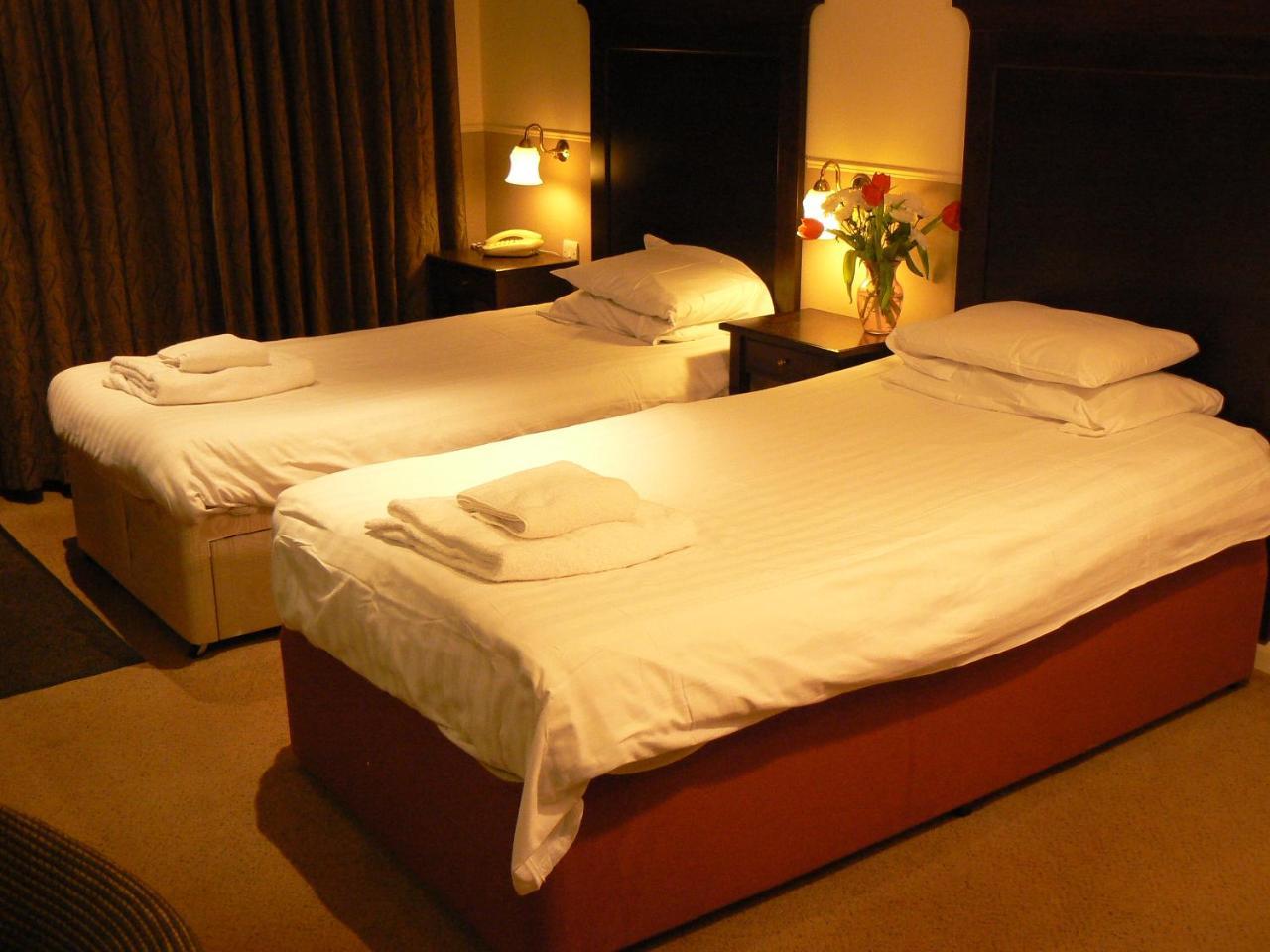 The Bell Hotel 클래어 객실 사진